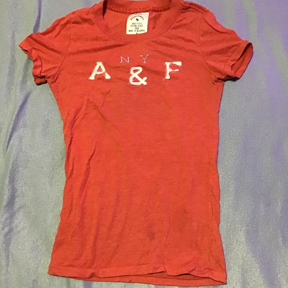 Used Abercrombie & Fitch TShirt